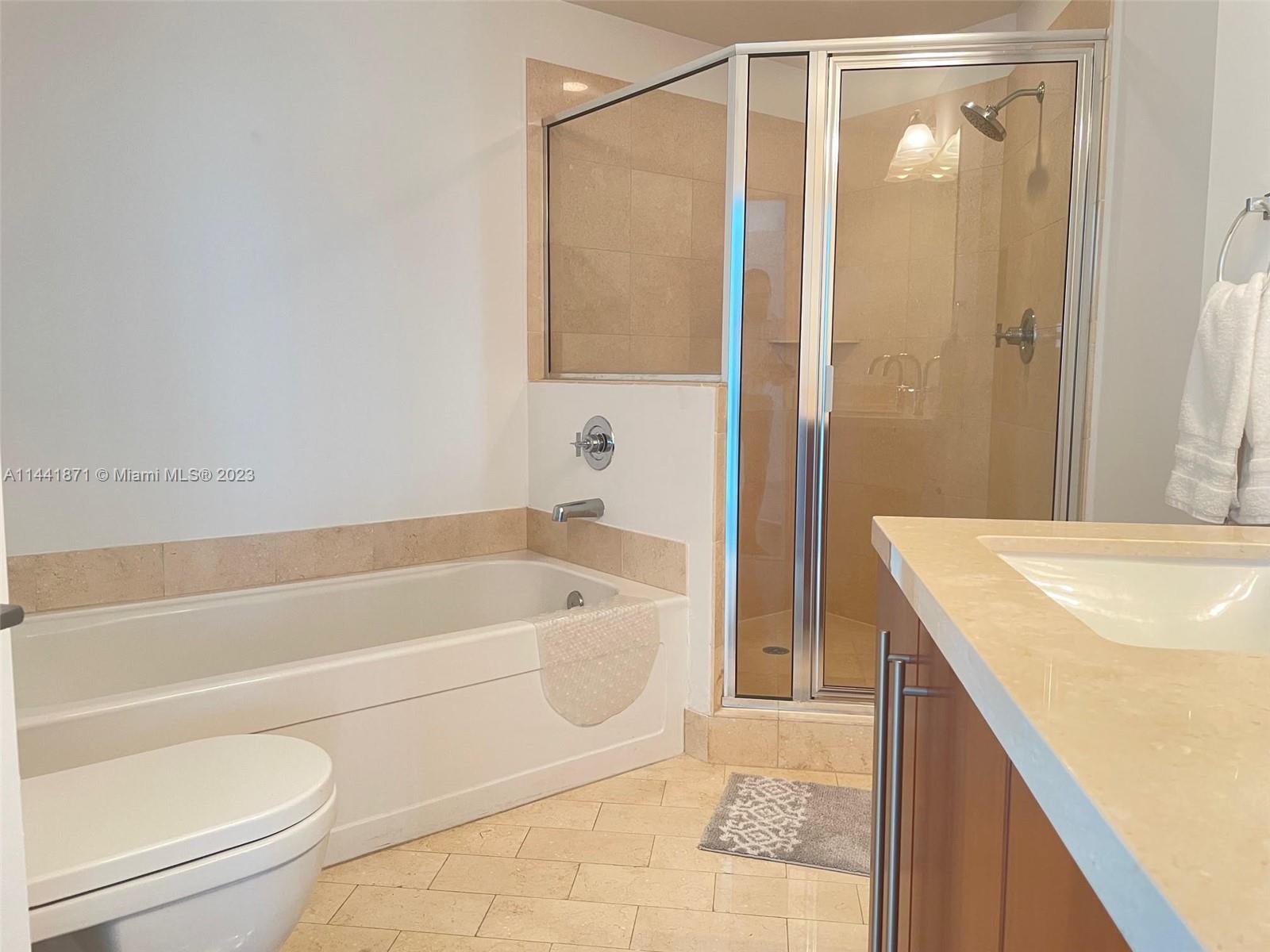 79 SW 12th St Unit: 1701-S