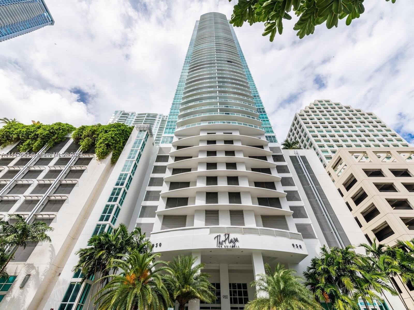 950 Brickell Bay Dr Unit: 3205
