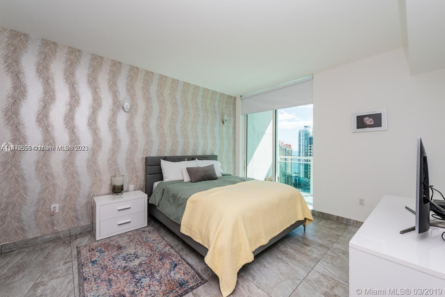 950 Brickell Bay Dr Unit: 3205