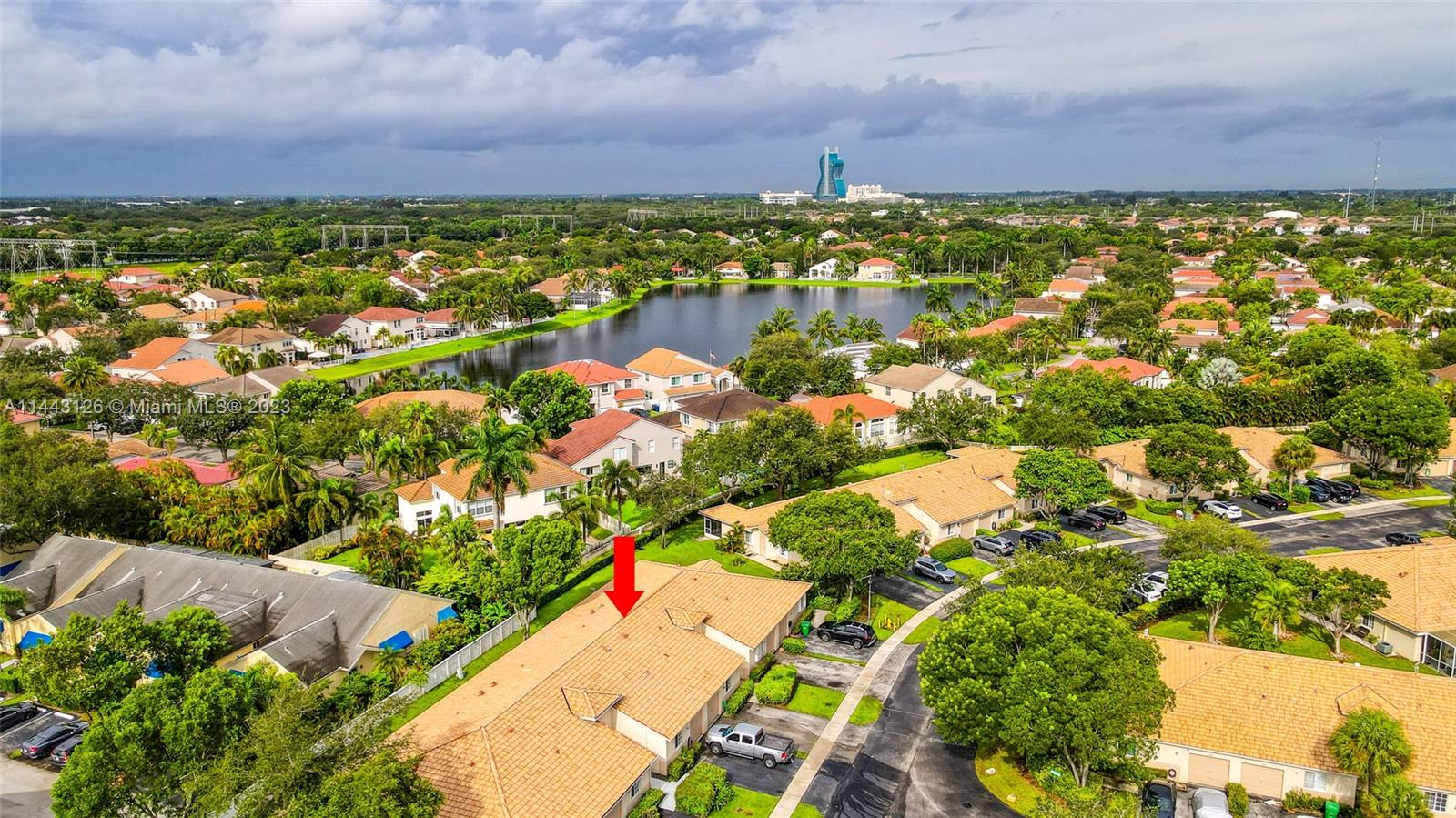 3240 SW 50th St Unit: 3240