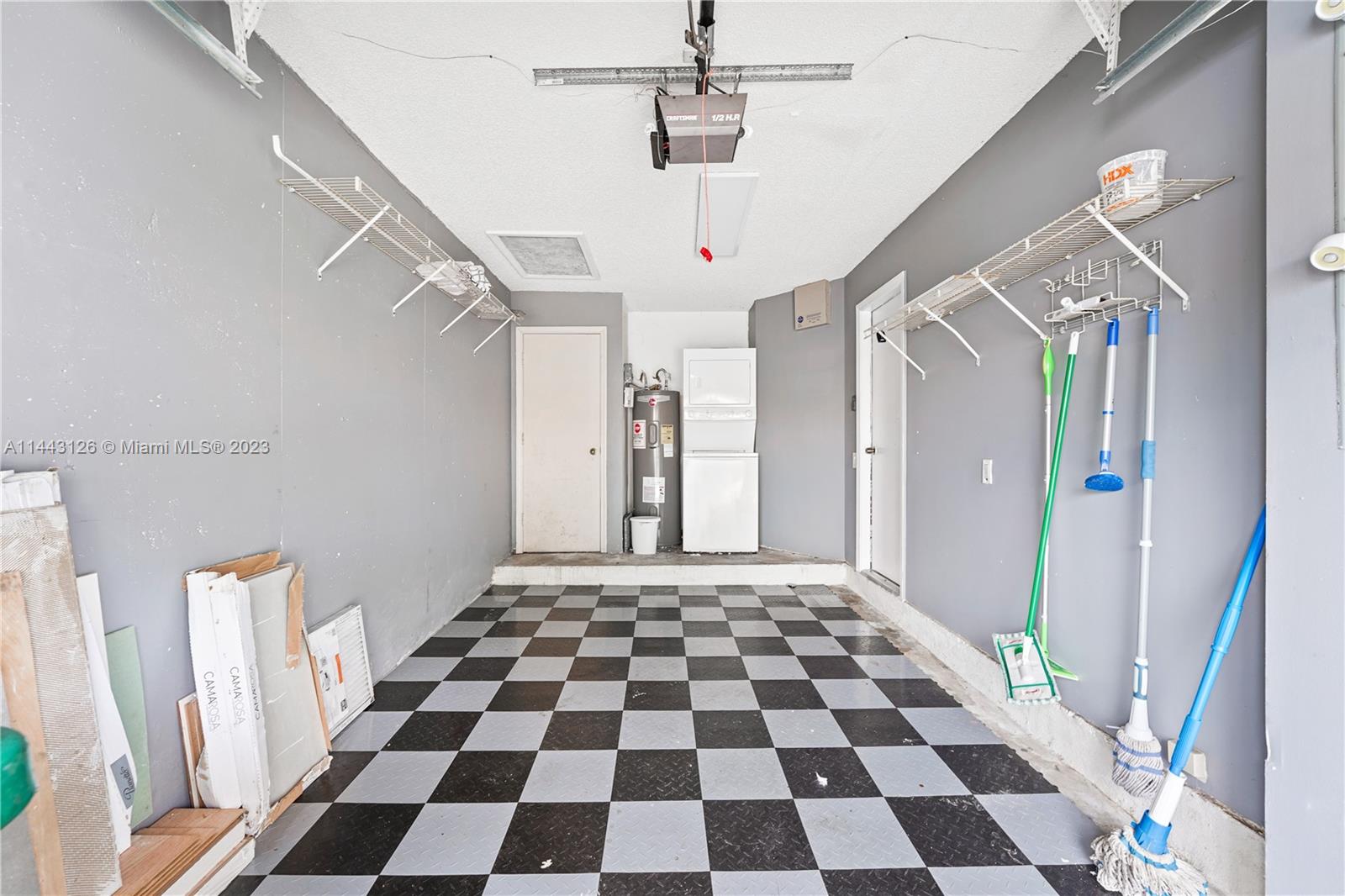 3240 SW 50th St Unit: 3240