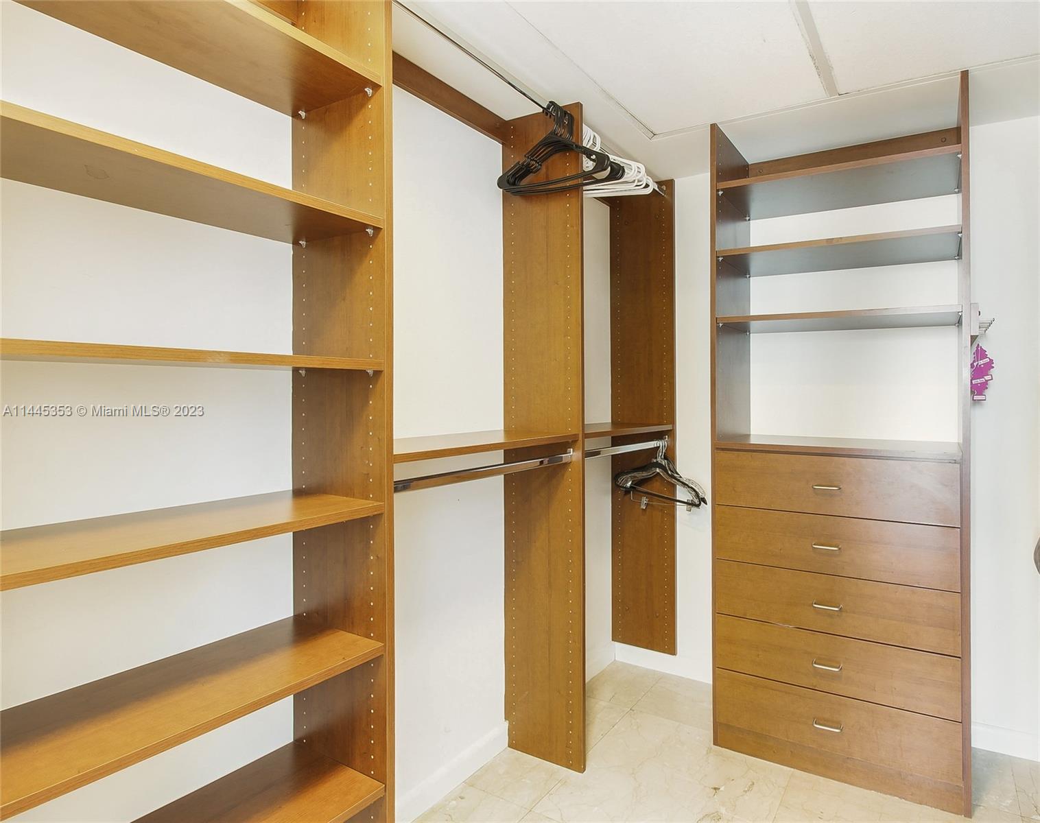 485 Brickell Ave Unit: 3005
