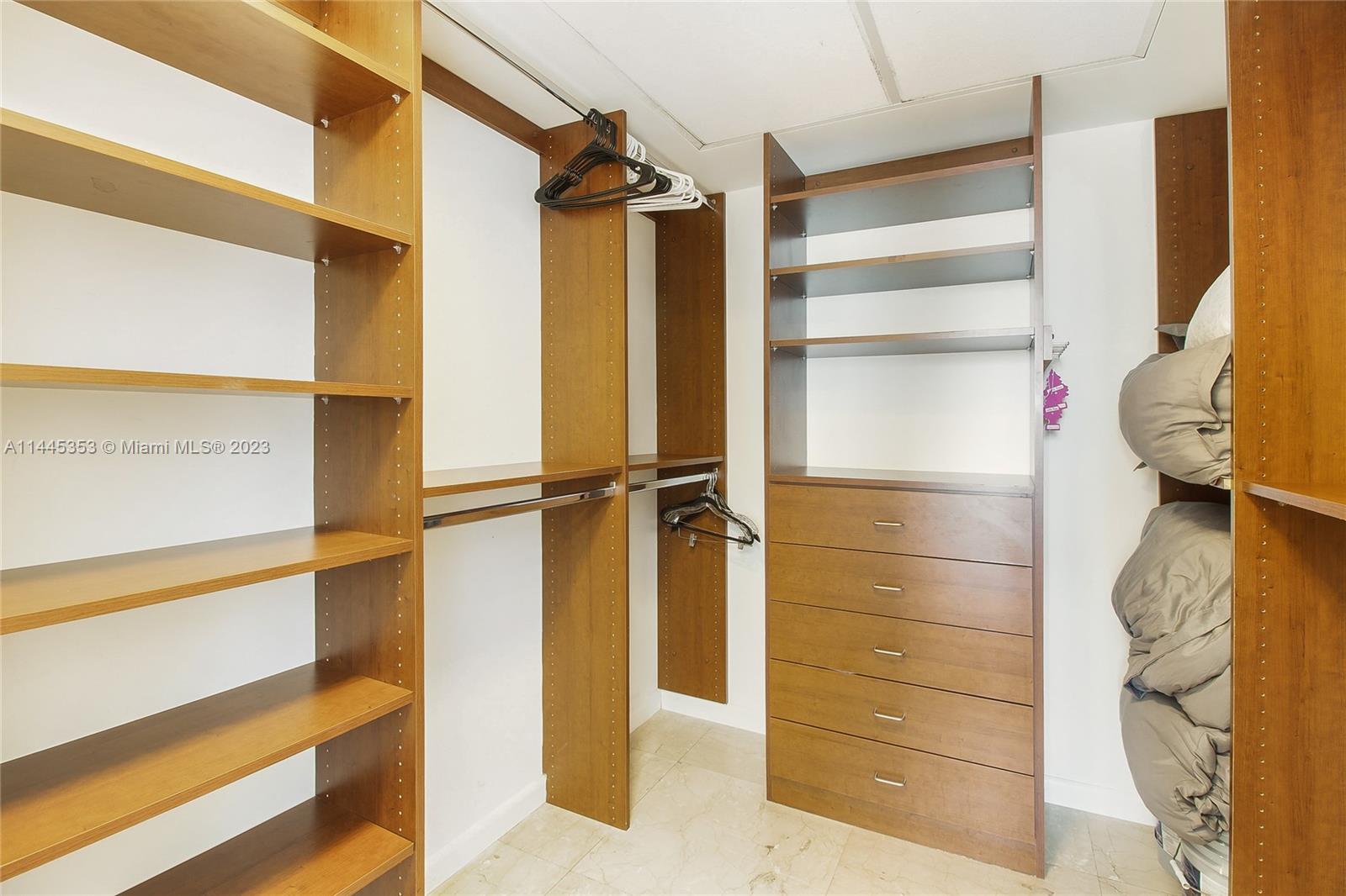 485 Brickell Ave Unit: 3005