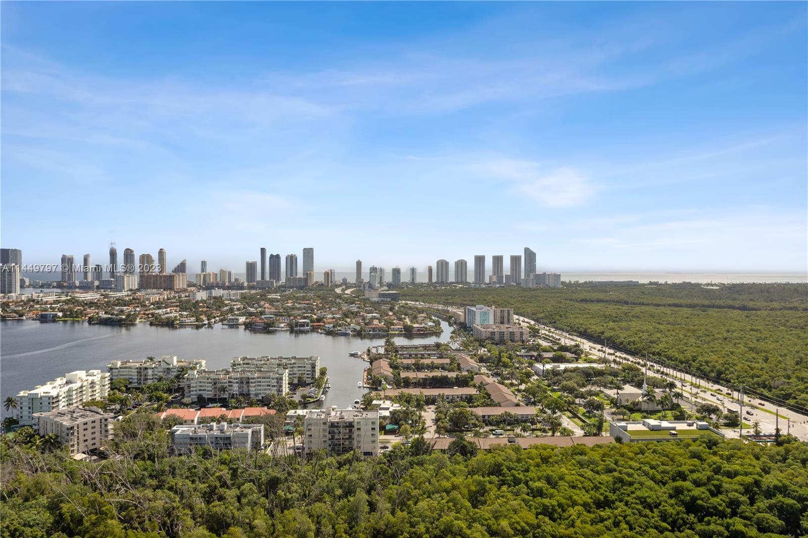 16385 Biscayne Blvd Unit: 3121