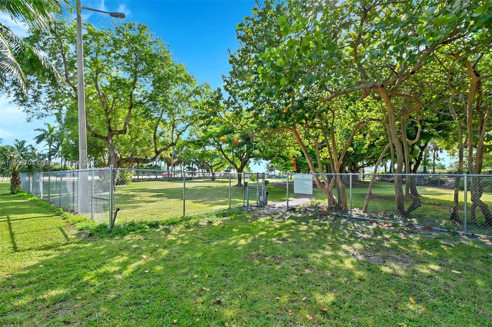 520 NE 38th St Unit: 6