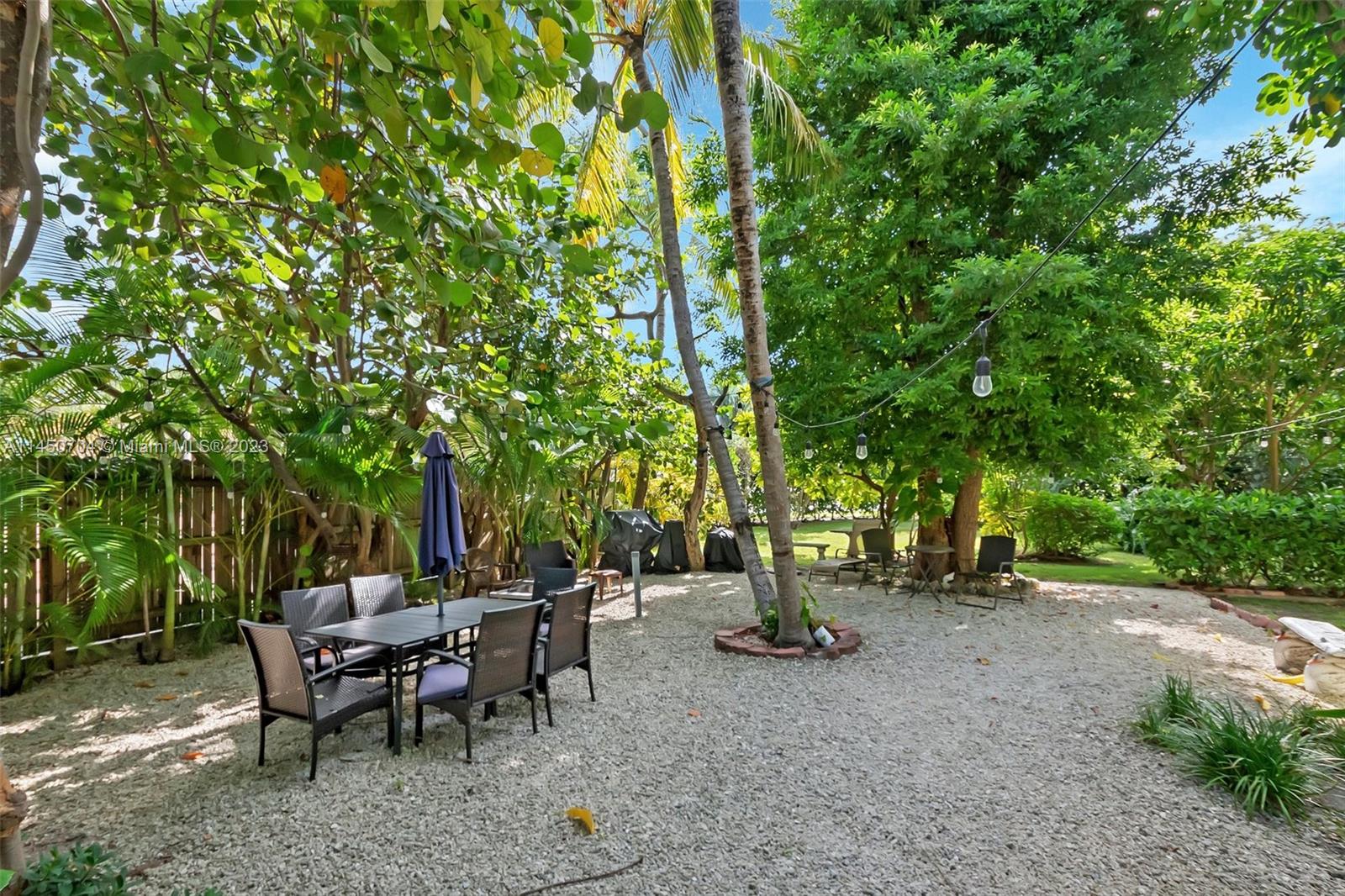 520 NE 38th St Unit: 6
