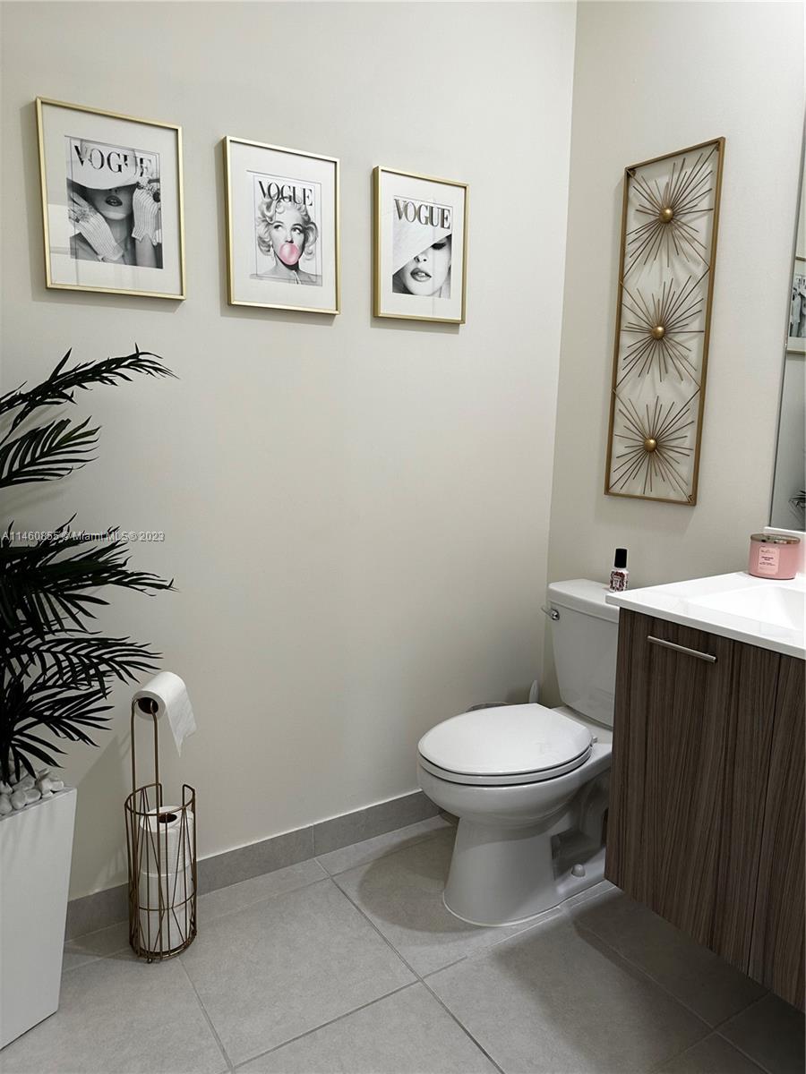 8301 NW 41st St # 307 Unit: B-307