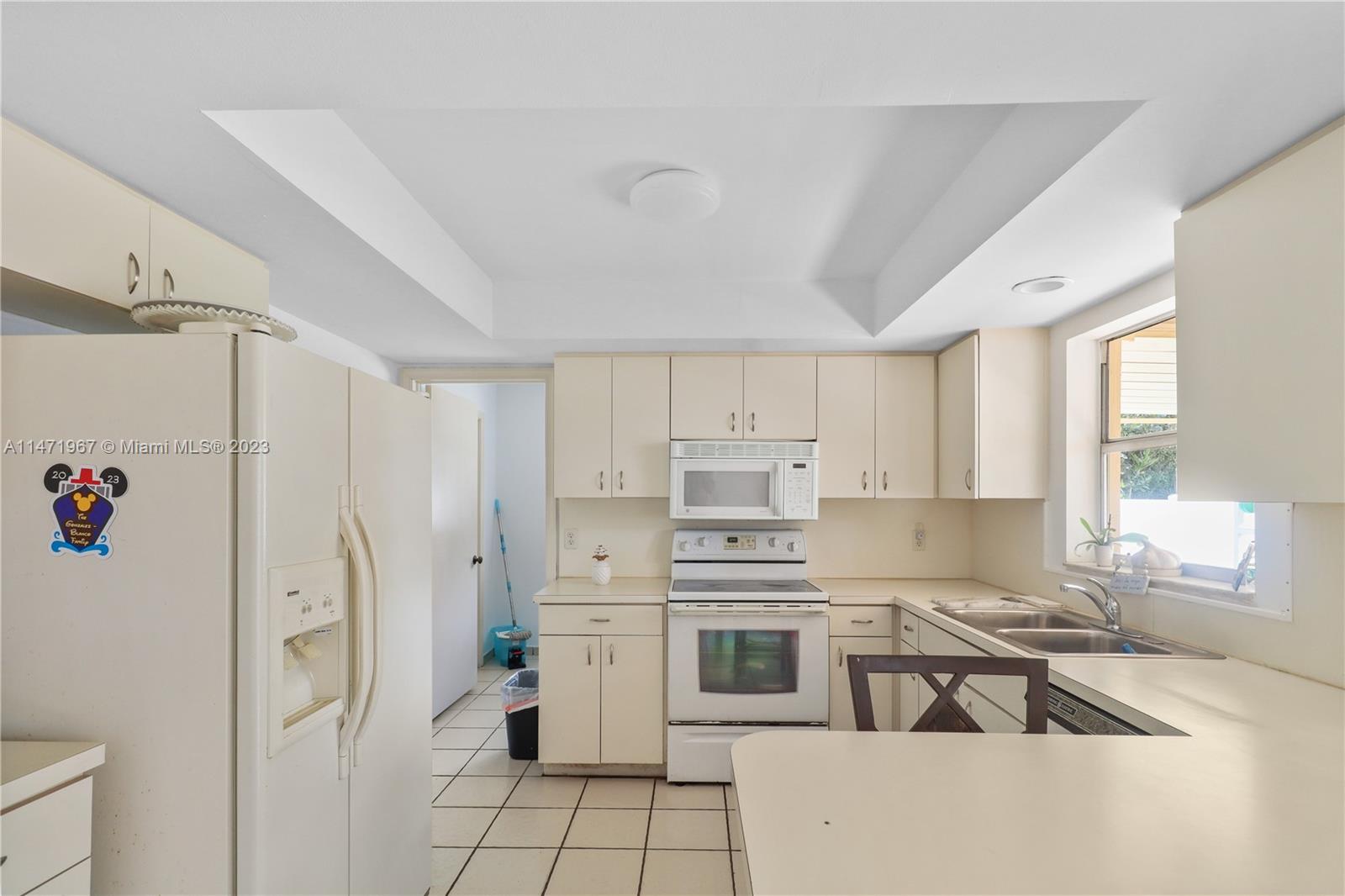 204 SE 8th St