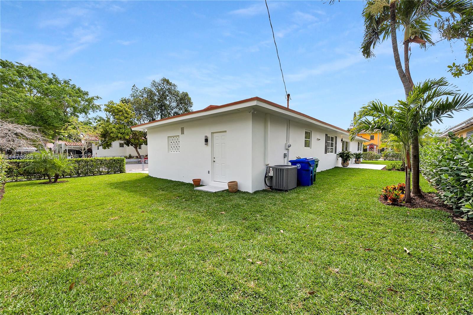 1190 SW 16th Ave