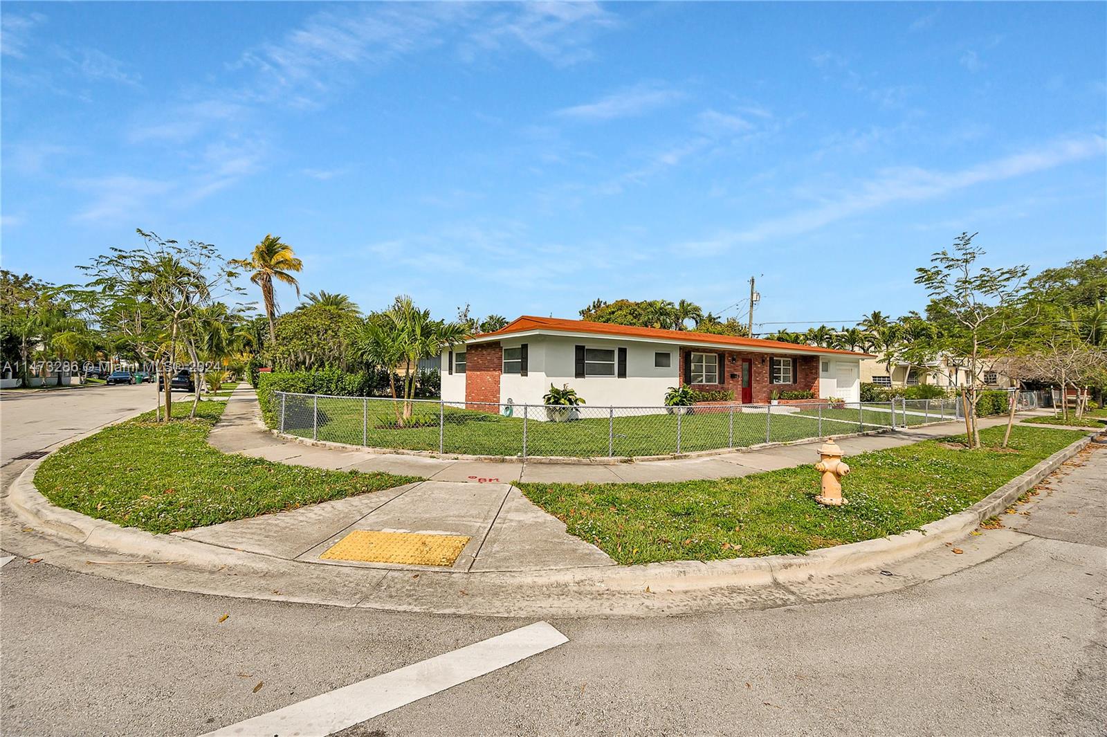 1190 SW 16th Ave