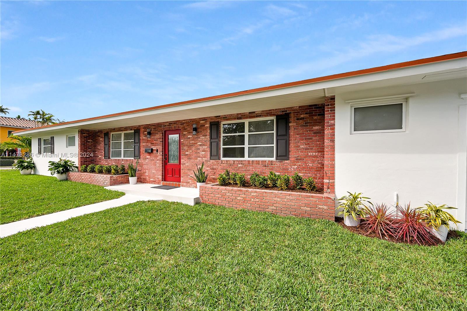 1190 SW 16th Ave