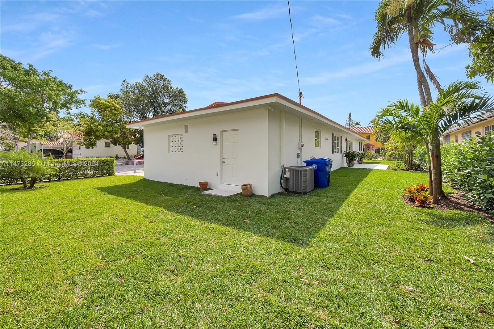 1190 SW 16th Ave