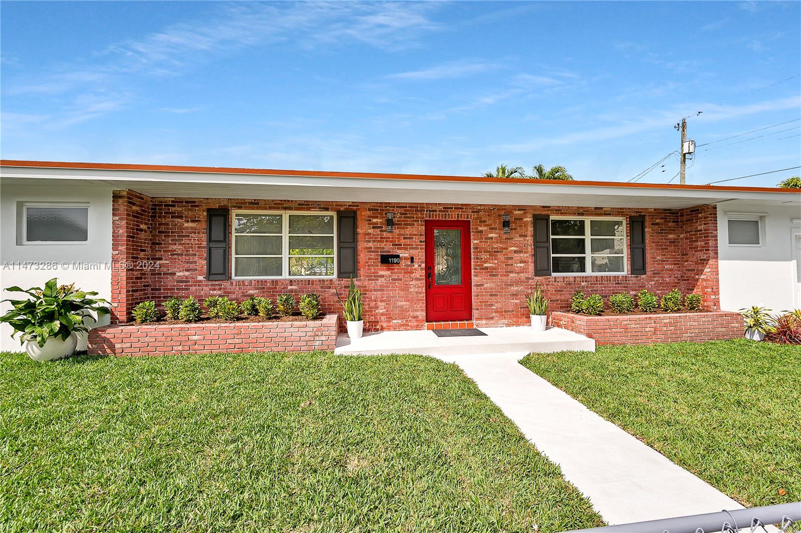 1190 SW 16th Ave