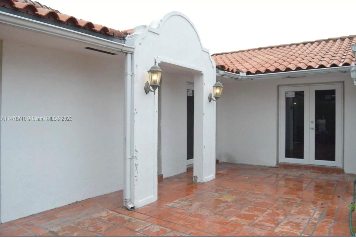3551 SW 25th St Unit: 1