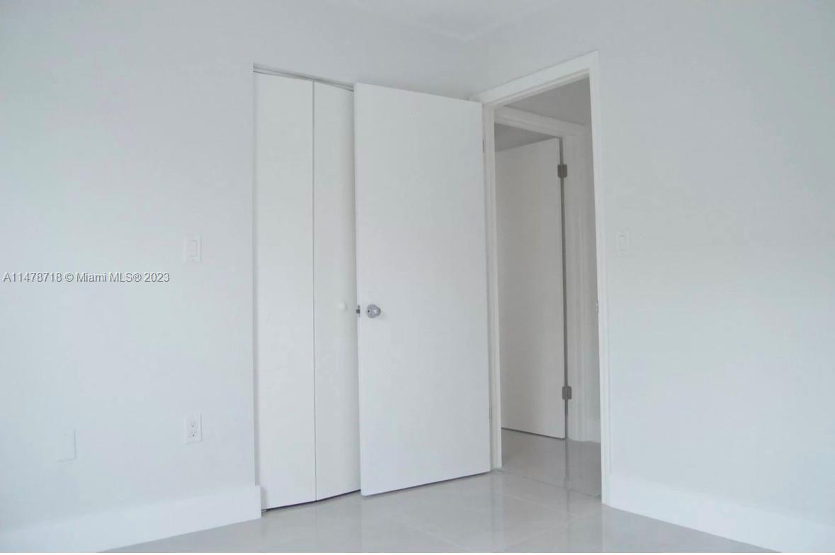 3551 SW 25th St Unit: 1