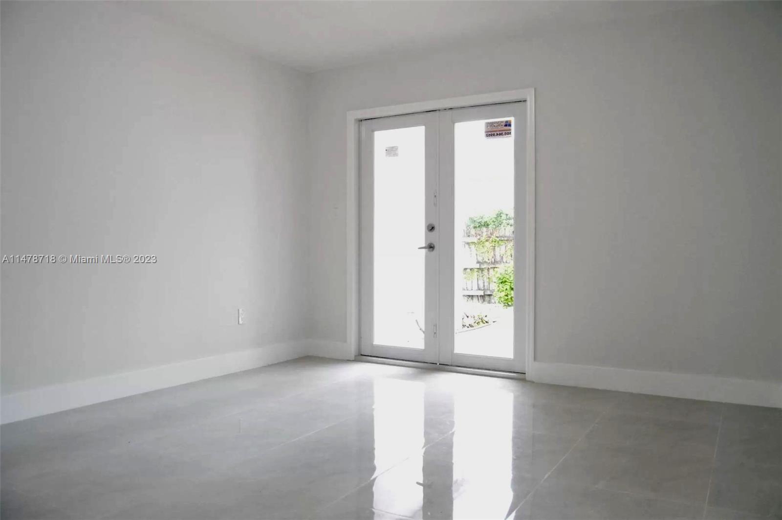3551 SW 25th St Unit: 1