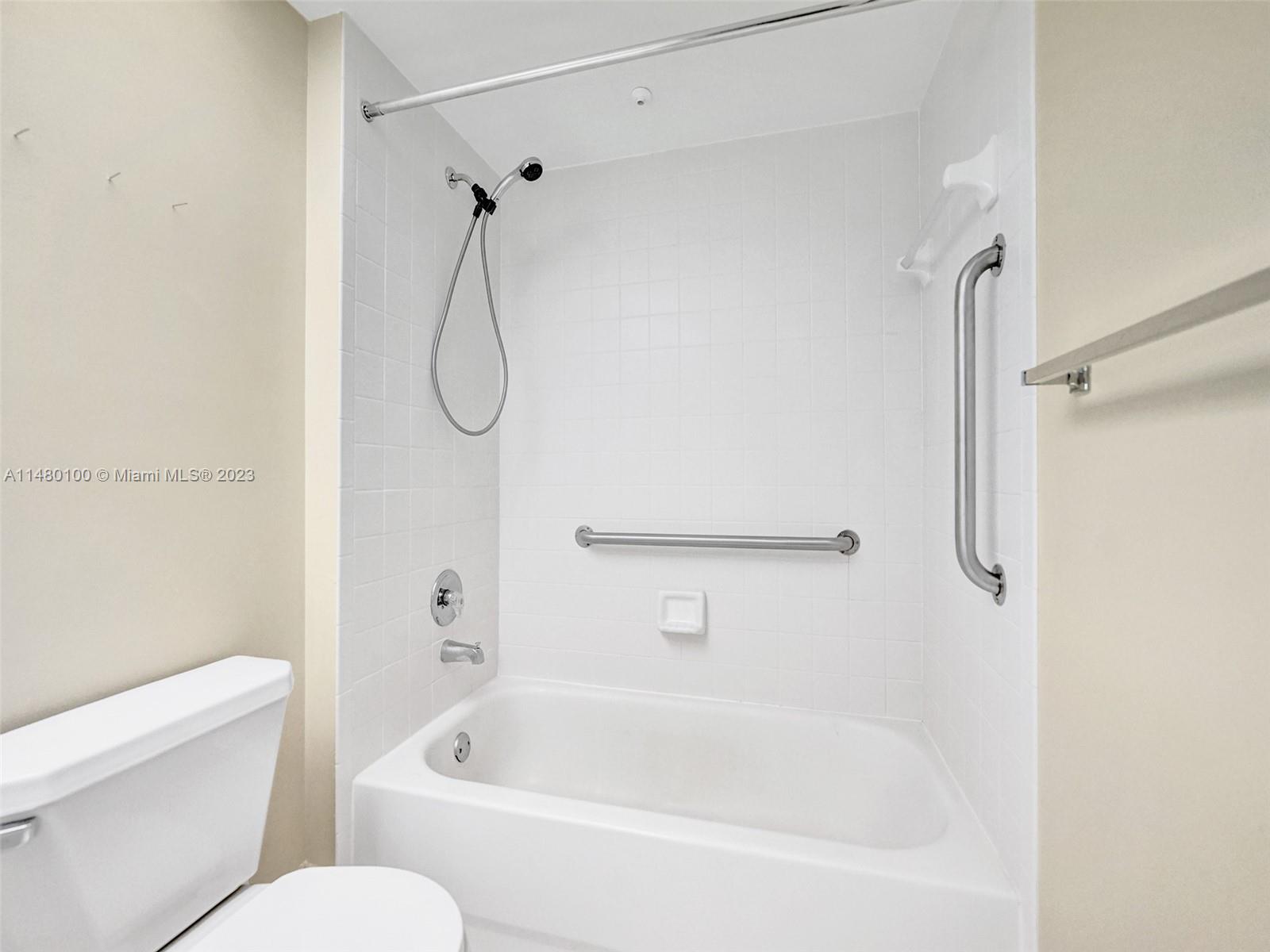 1651 SW 127th Ave # 403A