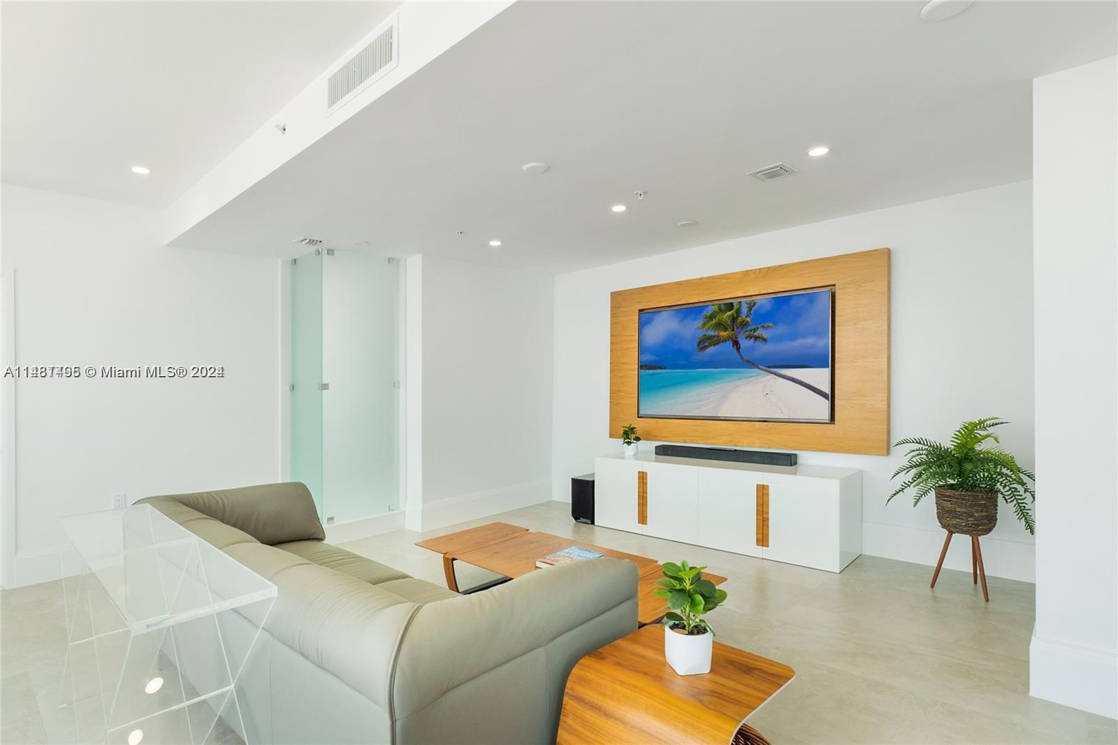 330 Sunny Isles Blvd Unit: 5-TS04