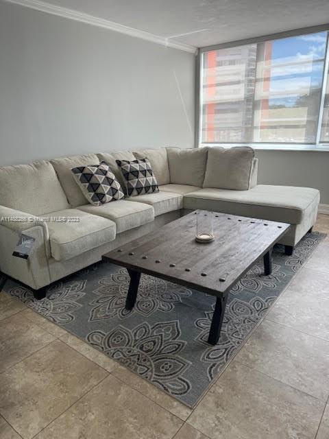 1301 NE Miami Gardens Dr Unit: 213W