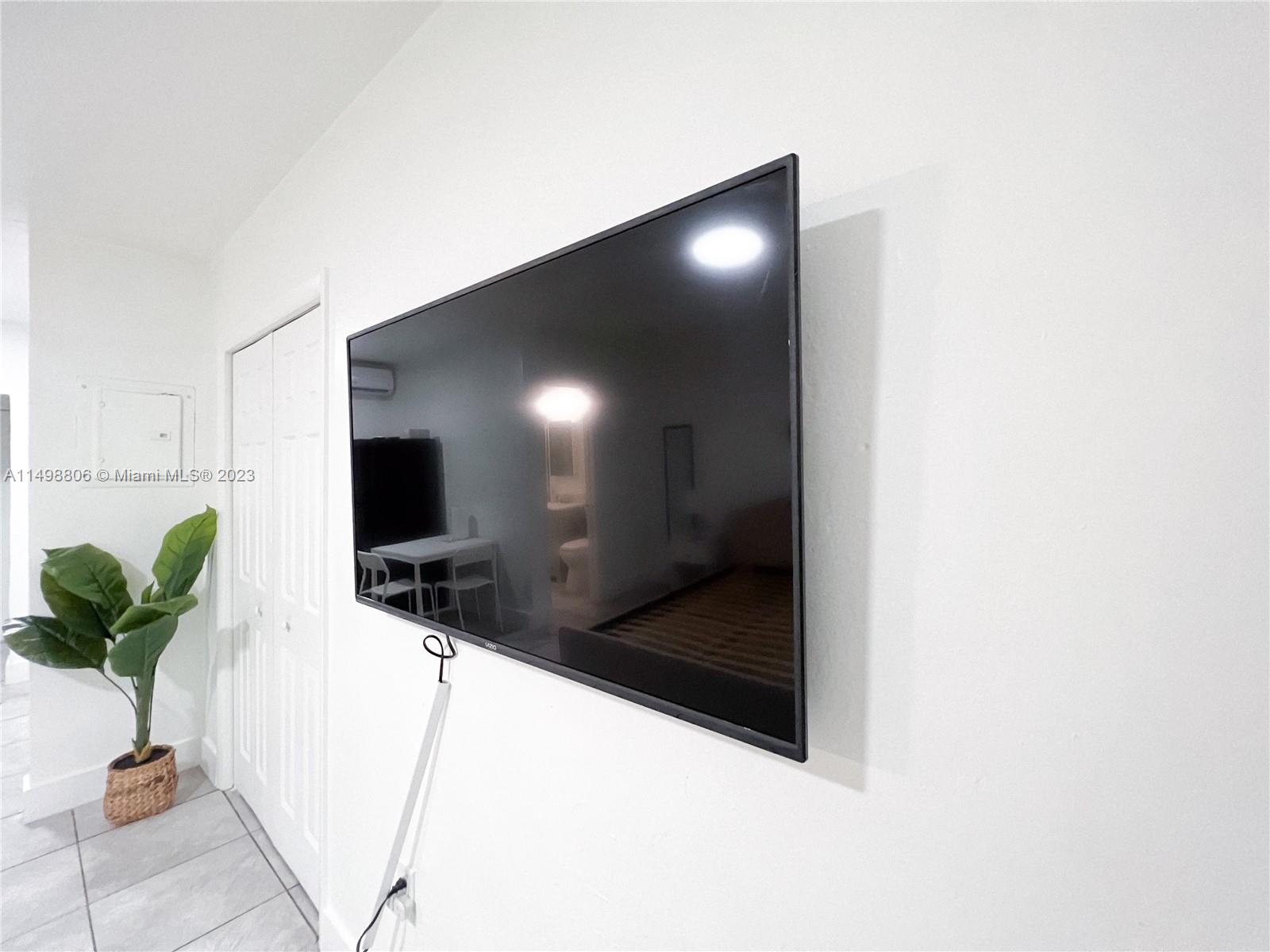 5010 NW 2nd Ave Unit: 4