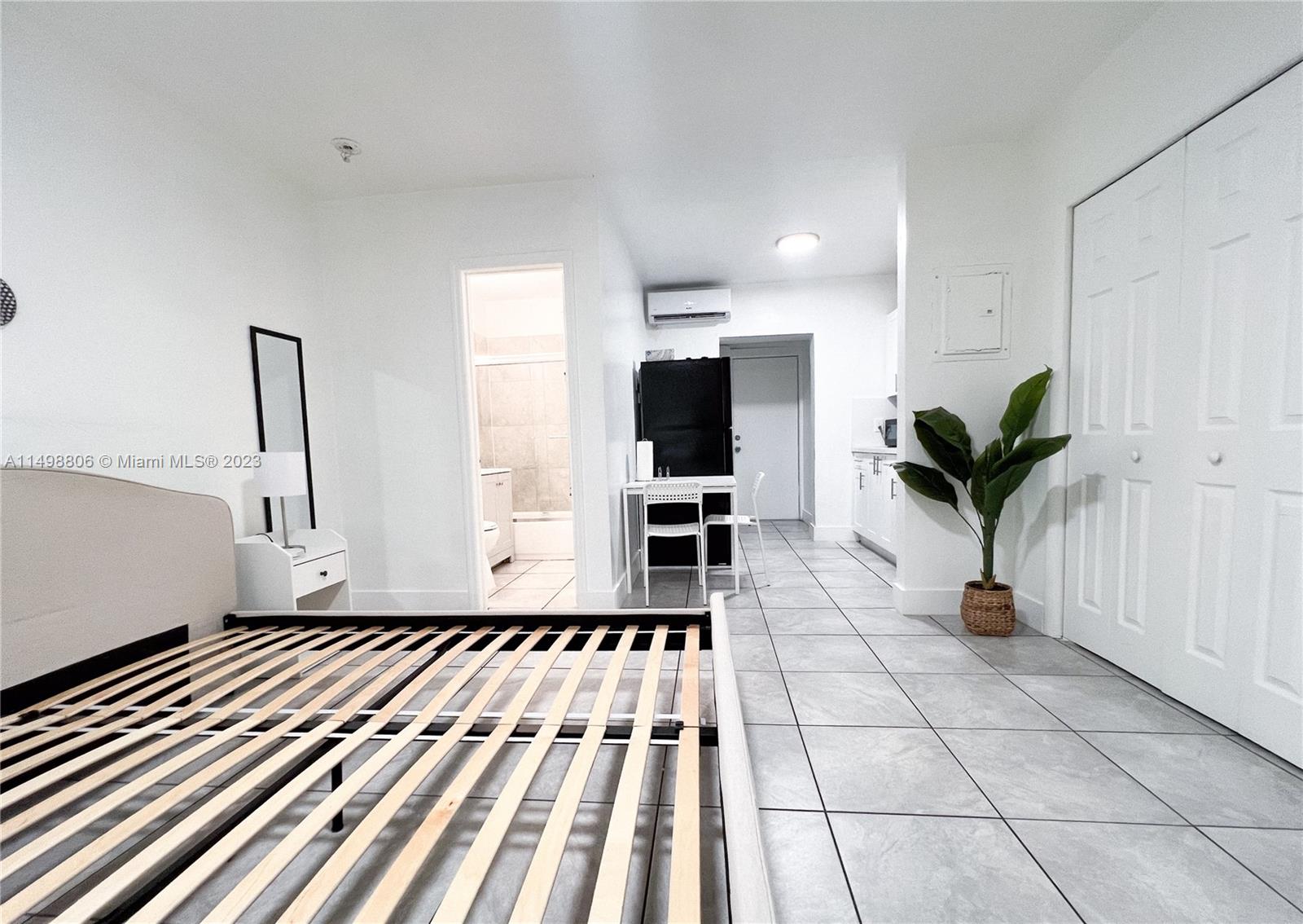 5010 NW 2nd Ave Unit: 4