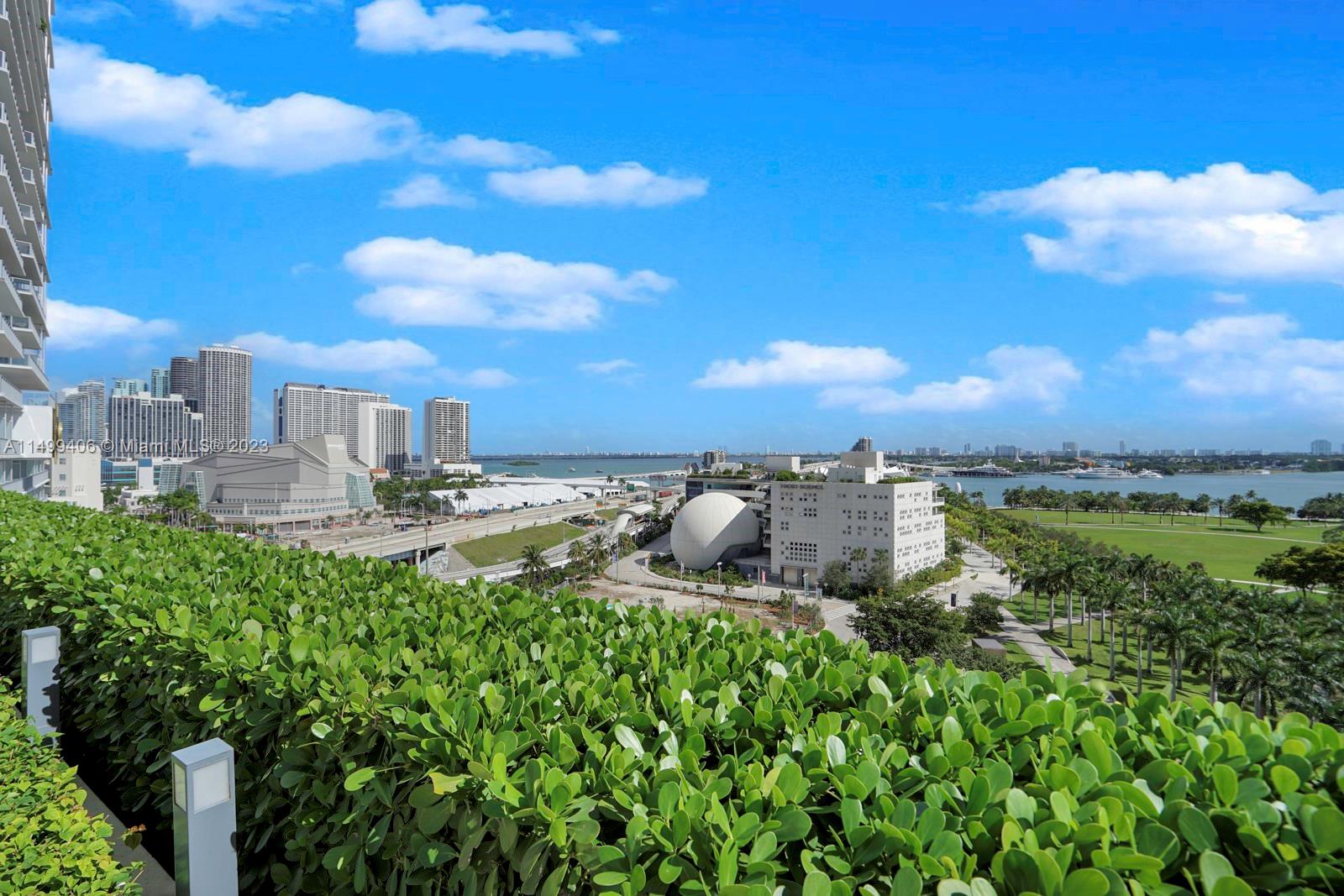 1040 Biscayne Blvd # 2508