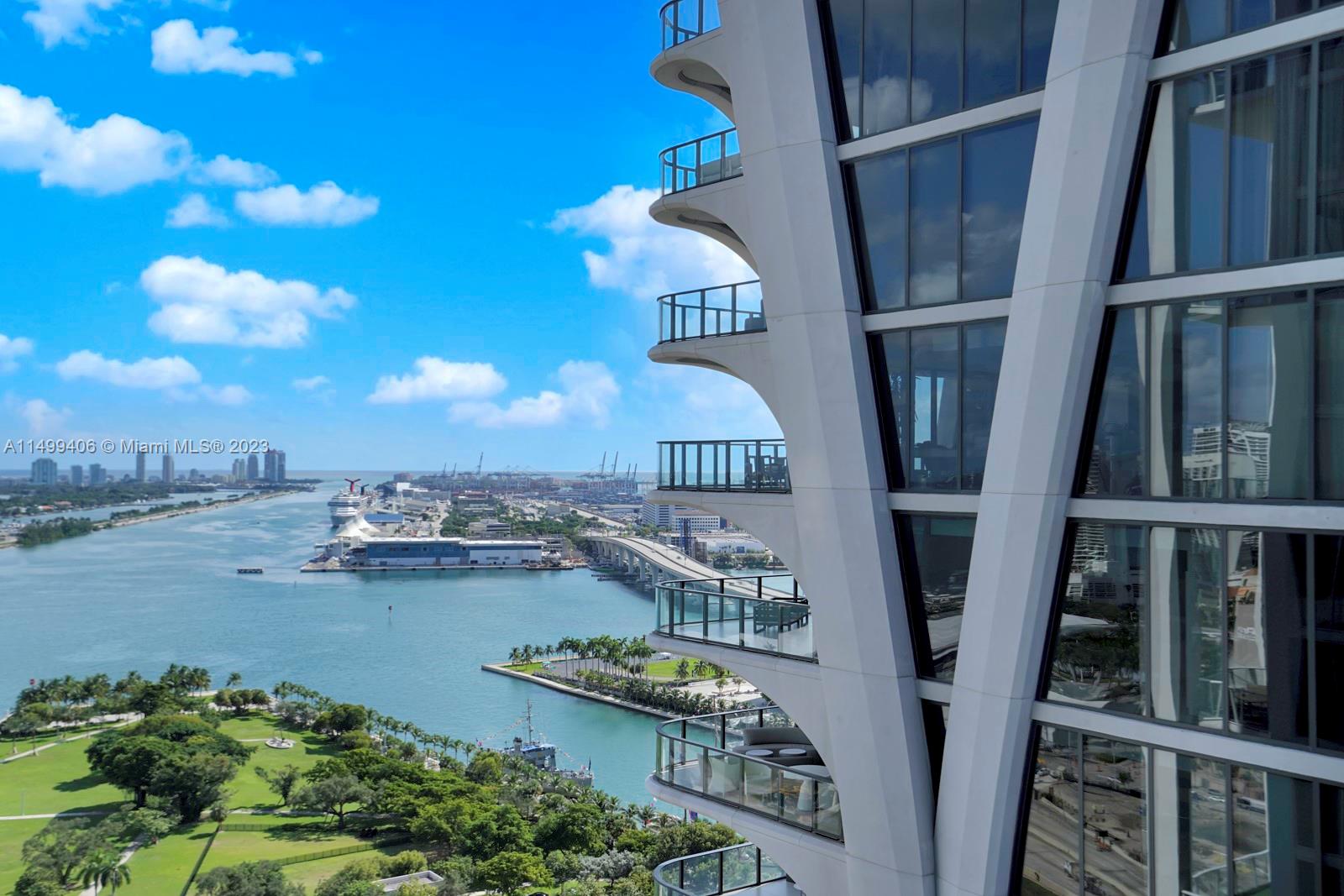 1040 Biscayne Blvd # 2508