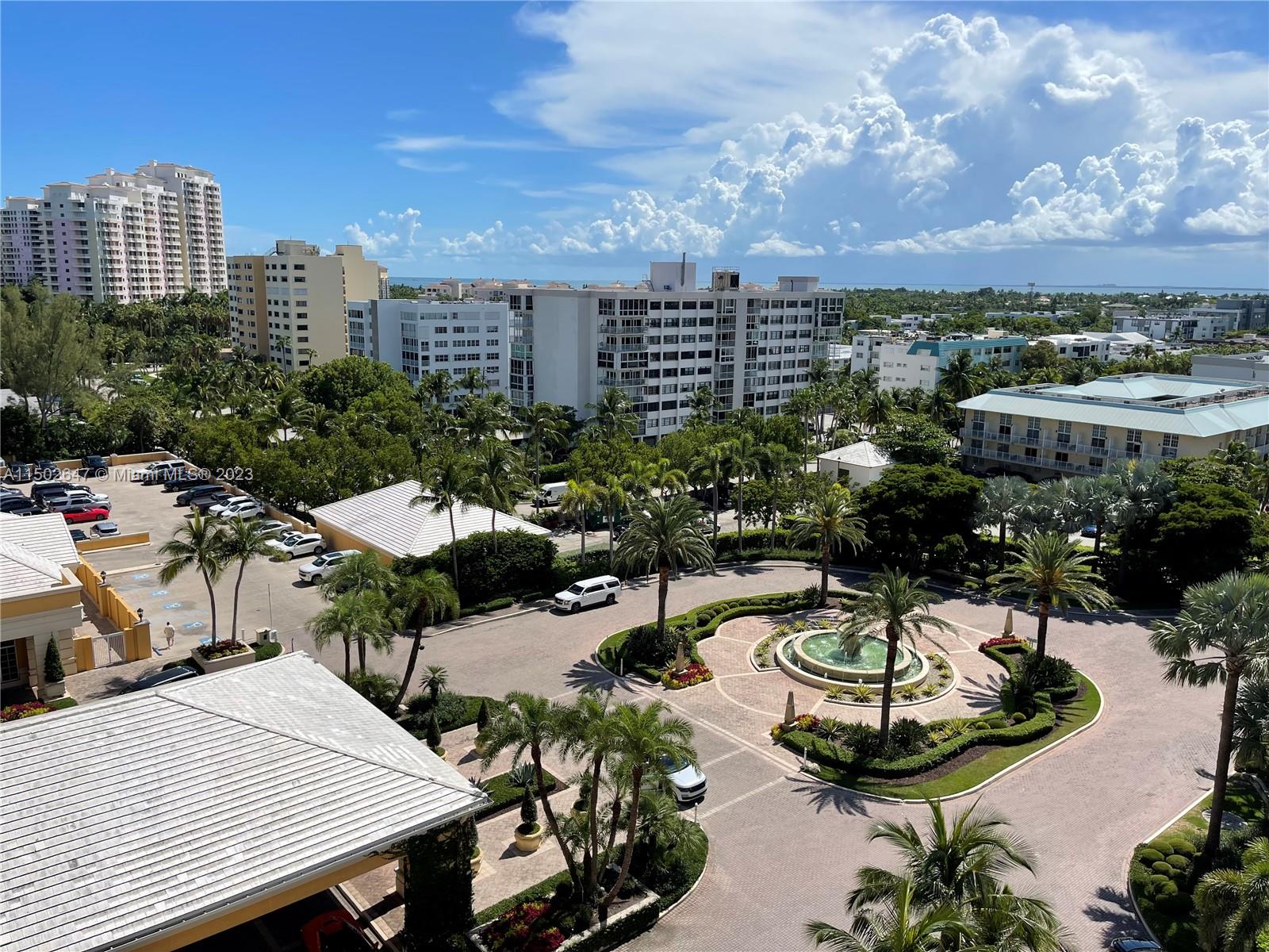 455 Grand Bay Dr # 816
