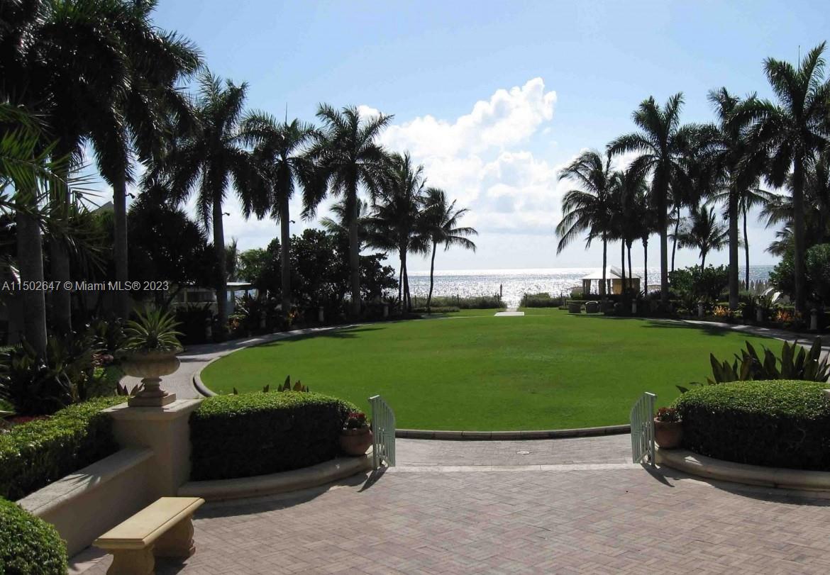 455 Grand Bay Dr # 816