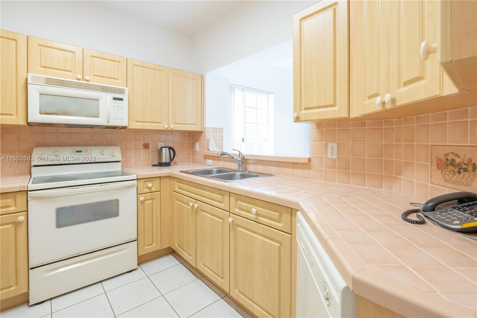 1002 NW 100th Ave # 0