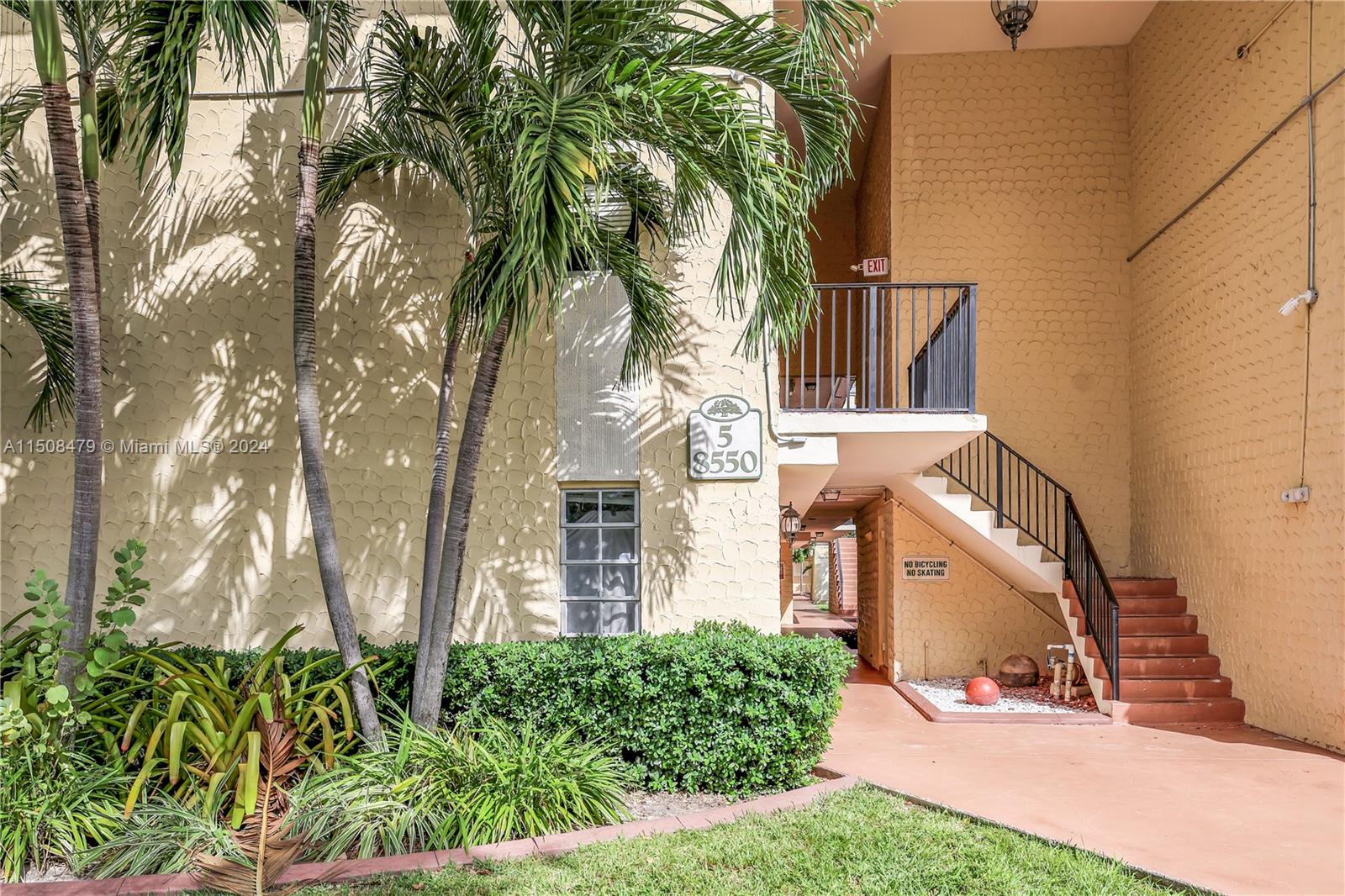 8550 SW 109th Ave # 121 Unit: 5-121