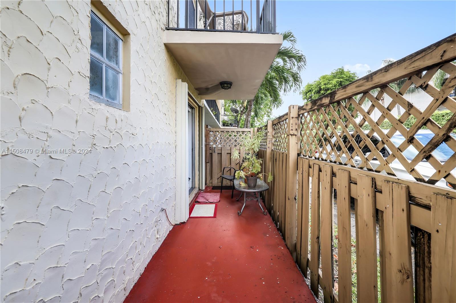 8550 SW 109th Ave # 121 Unit: 5-121