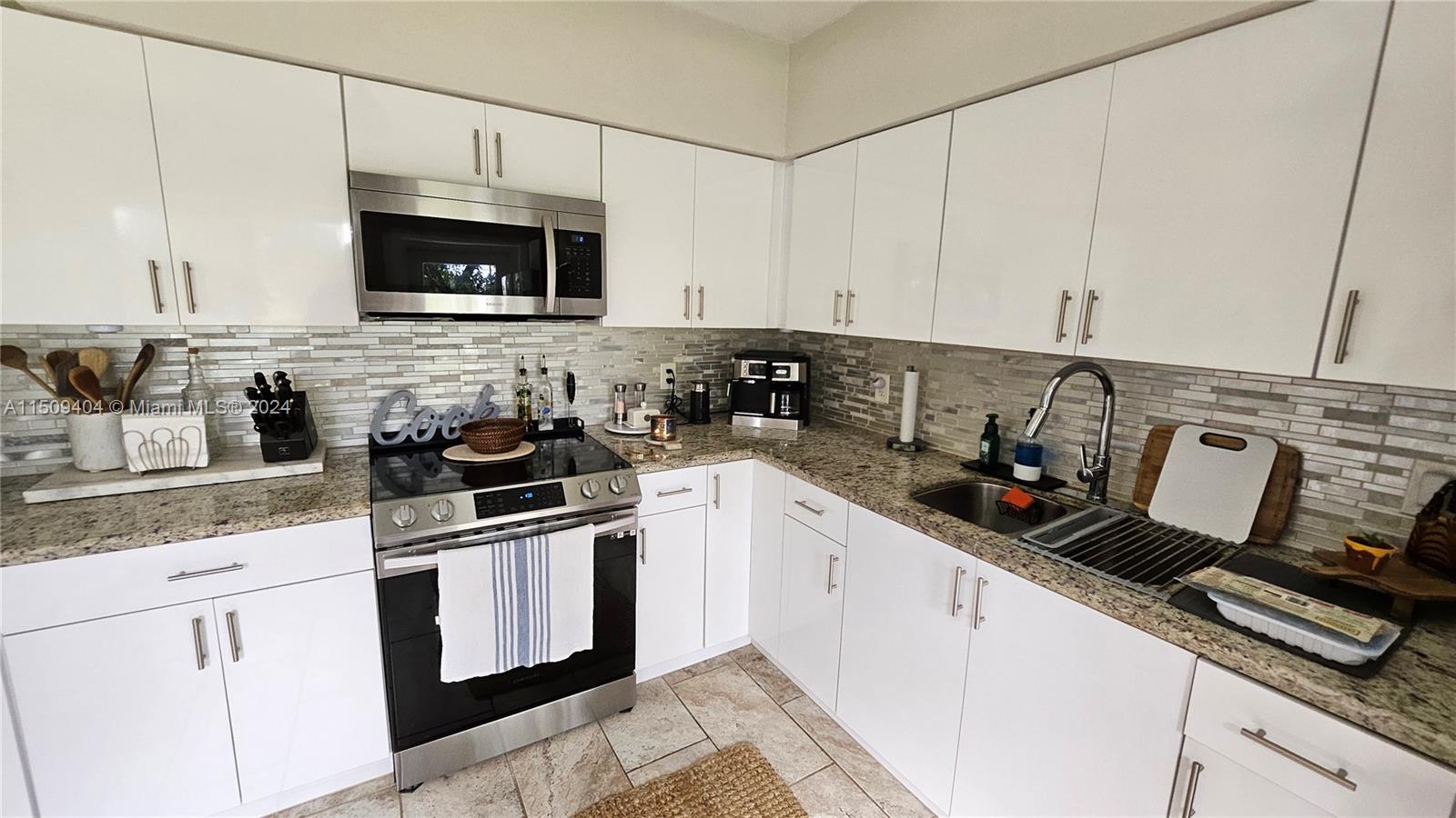 260 NW 150th St