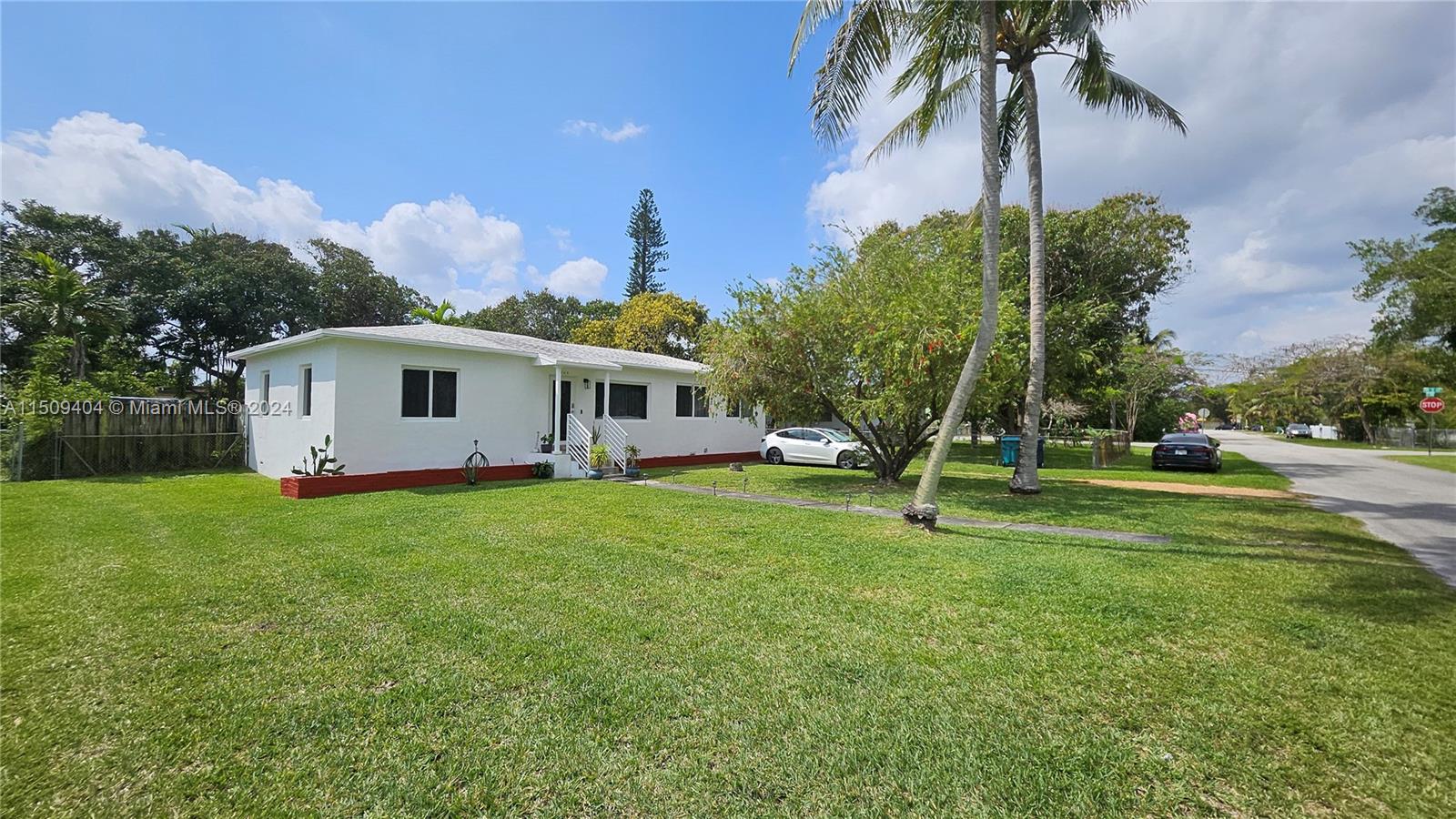 260 NW 150th St