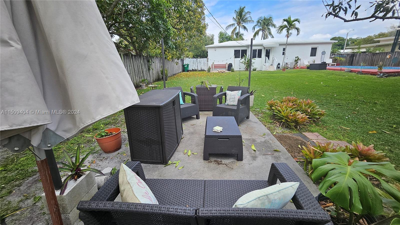 260 NW 150th St