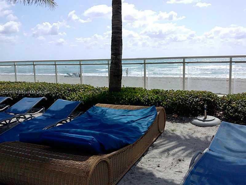 3001 S Ocean Dr # 1031