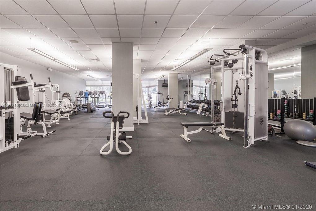 3001 S Ocean Dr # 1031