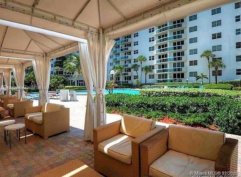 3001 S Ocean Dr # 1031