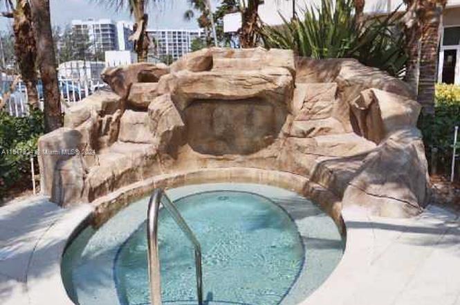 3001 S Ocean Dr # 1031