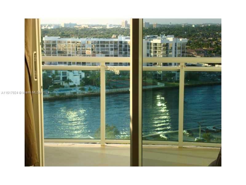 3001 S Ocean Dr # 1031