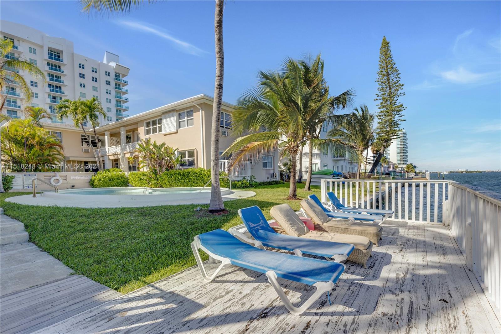 7909 East Dr # 204