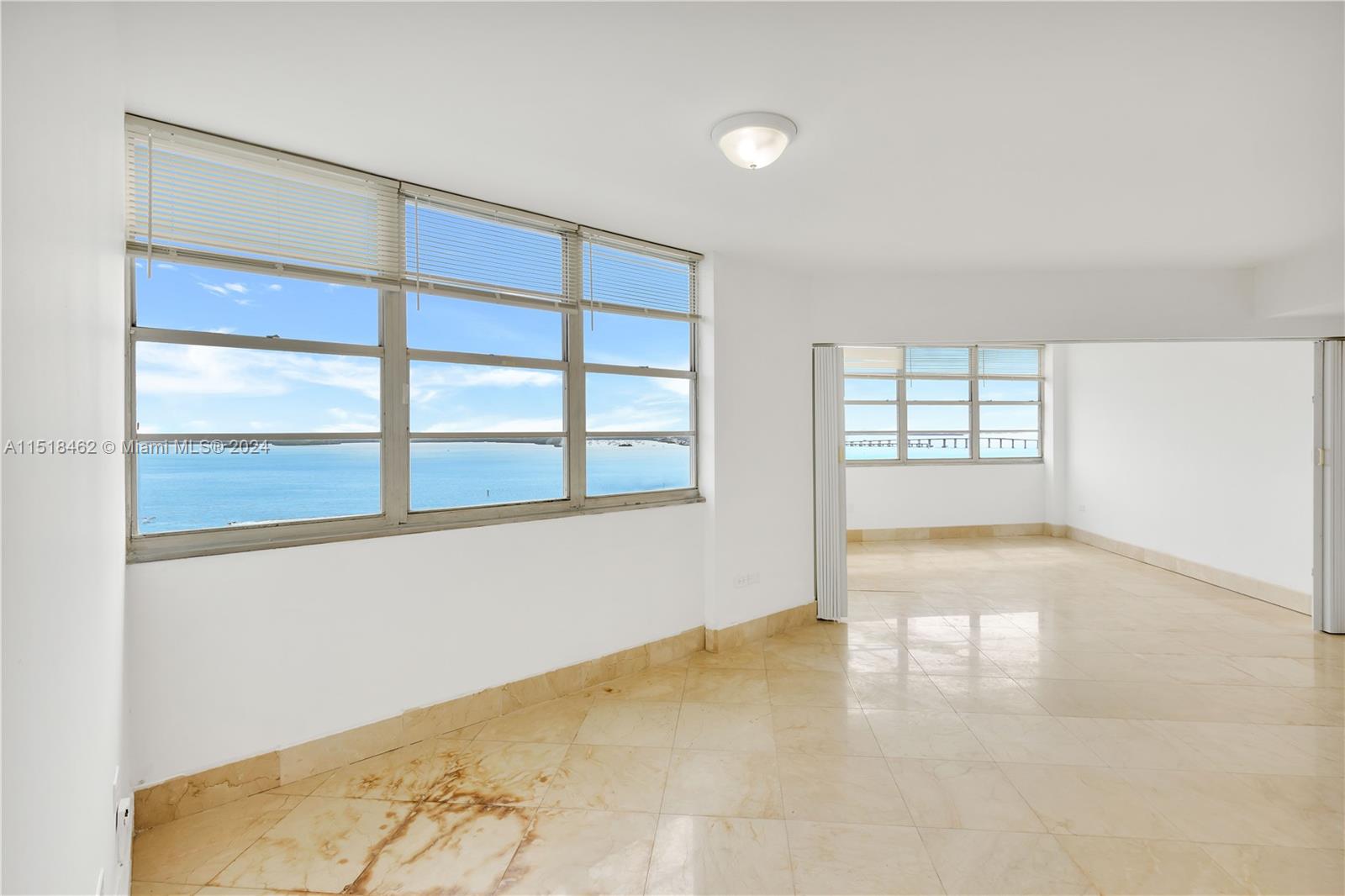 905 Brickell Bay Dr # 2028