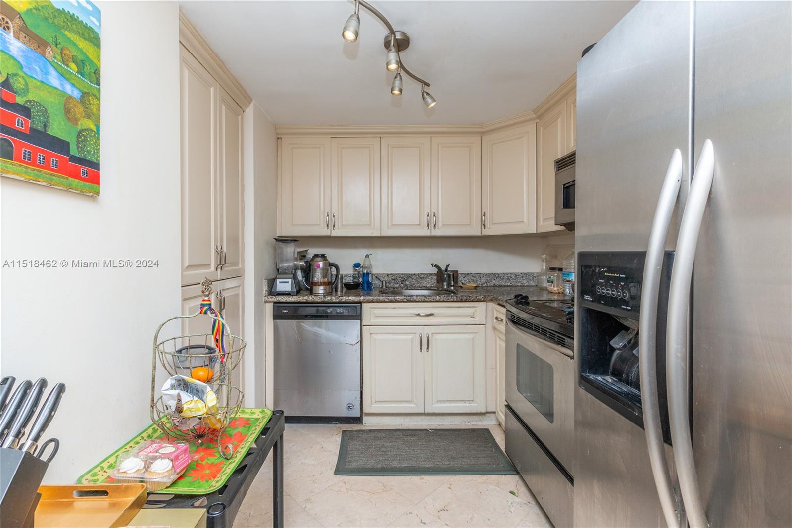 905 Brickell Bay Dr # 2028
