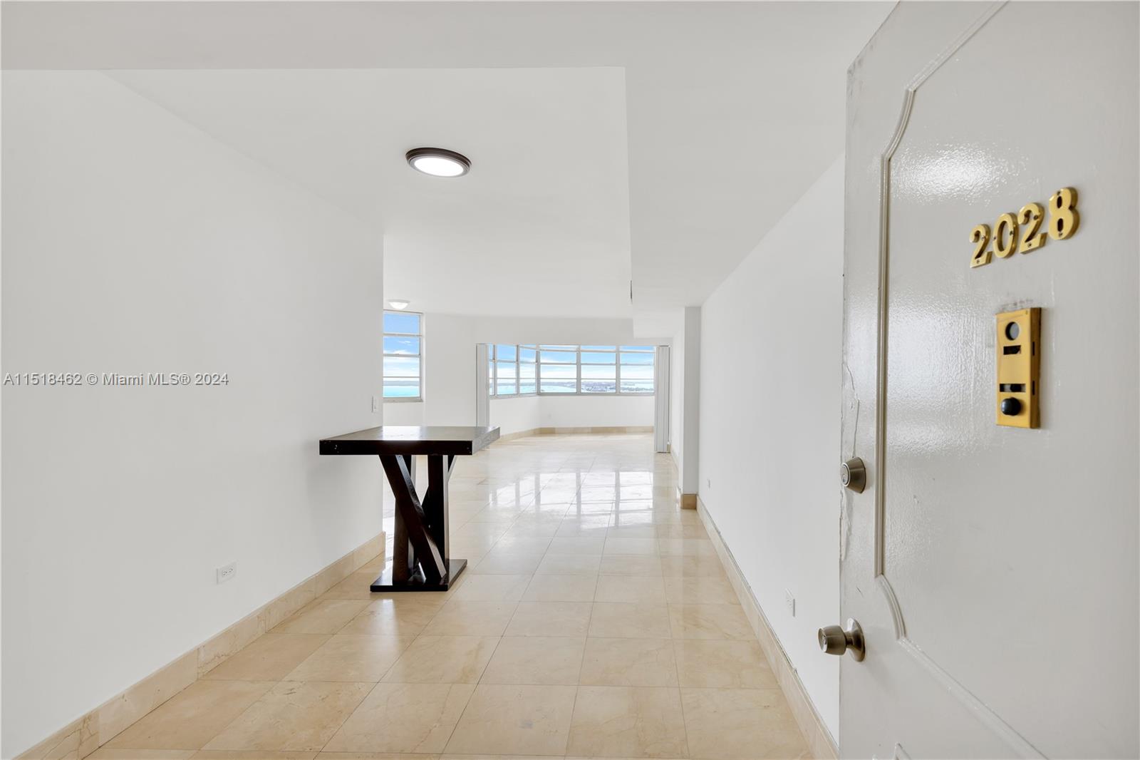 905 Brickell Bay Dr # 2028