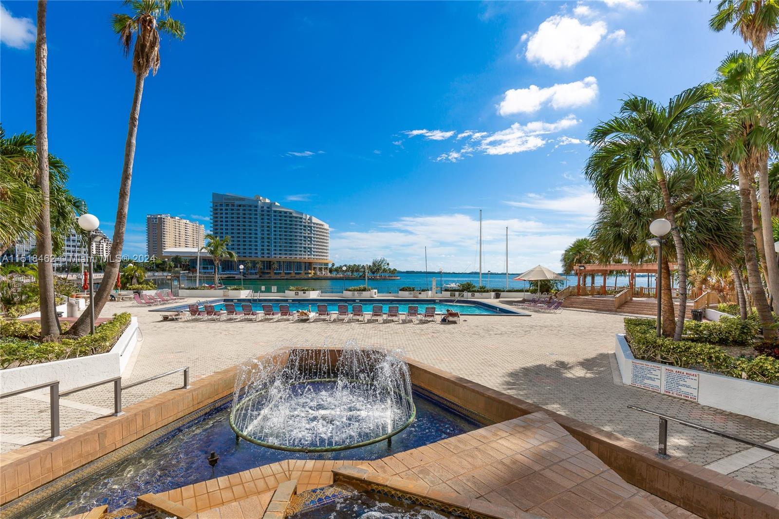 905 Brickell Bay Dr # 2028