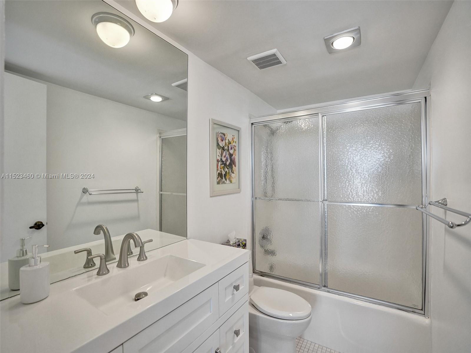 531 N Ocean Blvd # 1605
