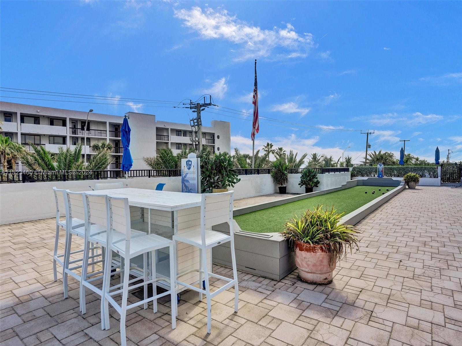 531 N Ocean Blvd # 1605