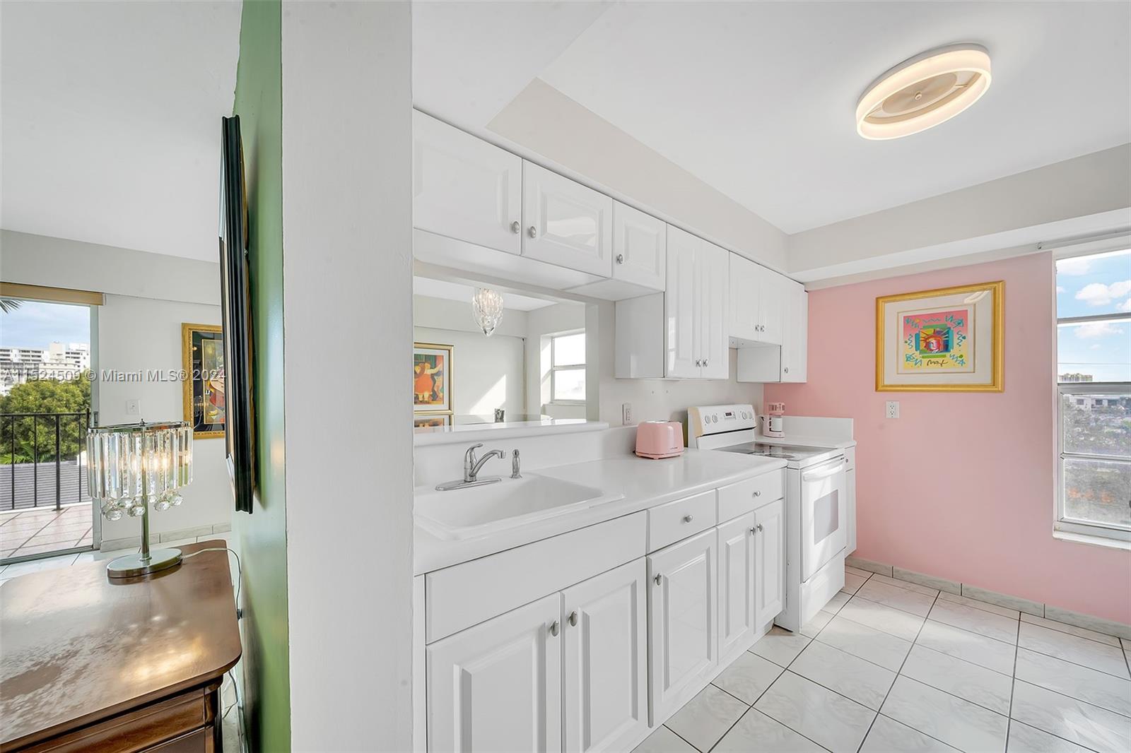 1455 West Ave Unit: 501