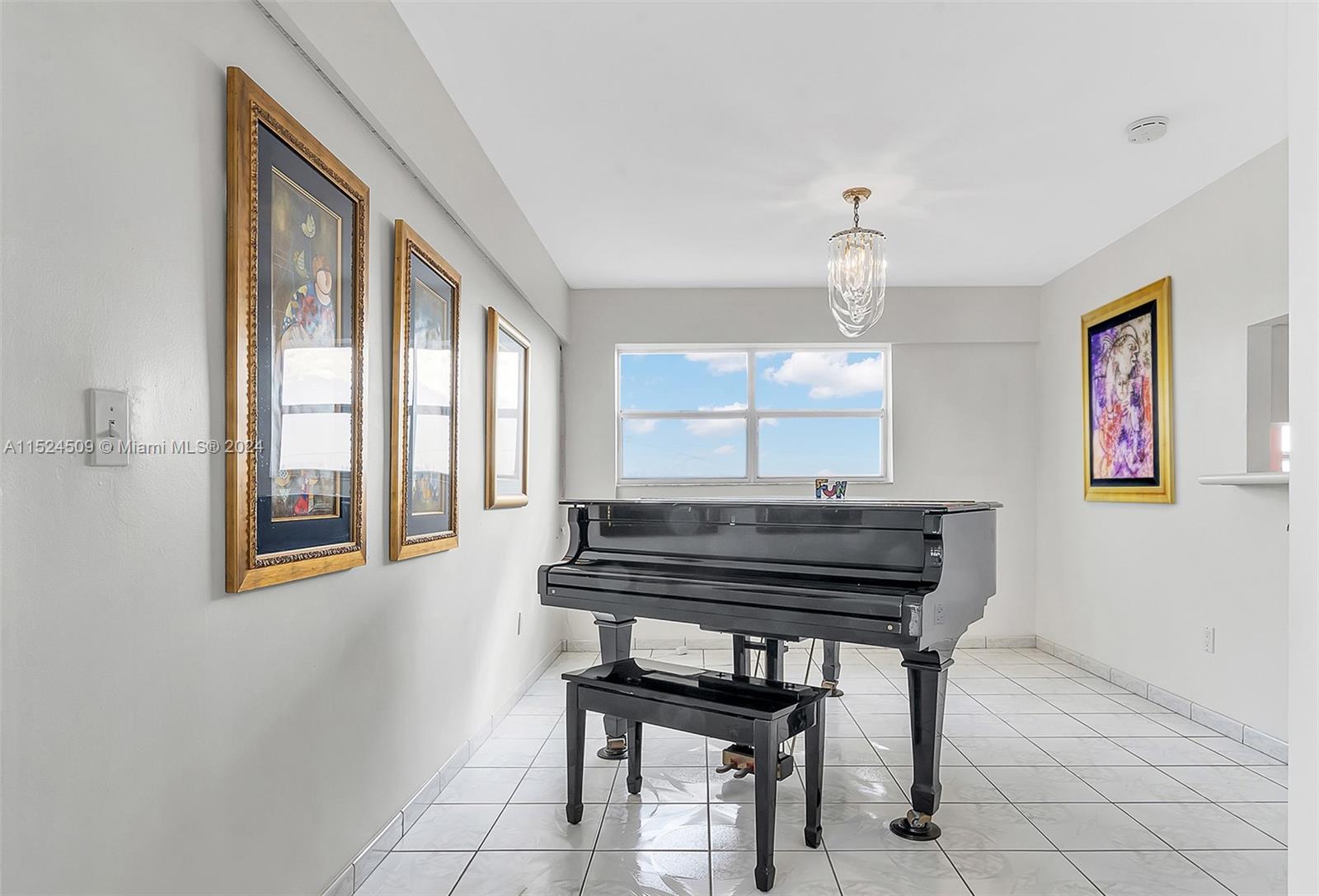 1455 West Ave Unit: 501