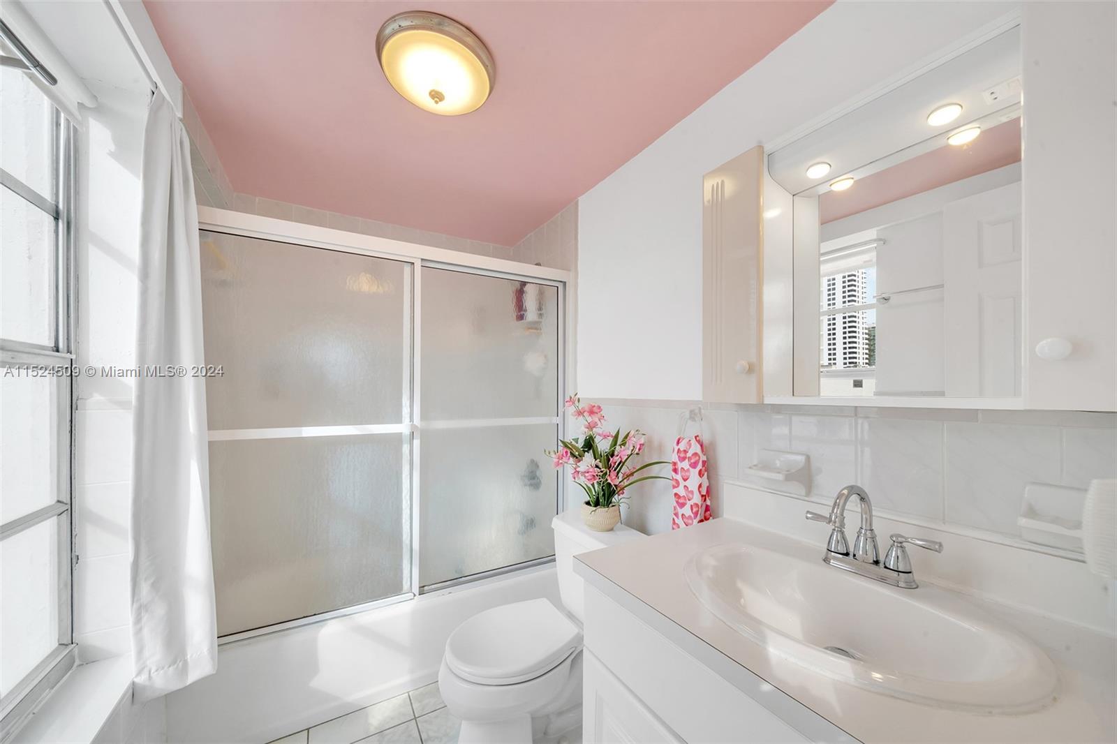 1455 West Ave Unit: 501
